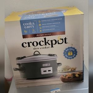 Slow cooker New!!!!